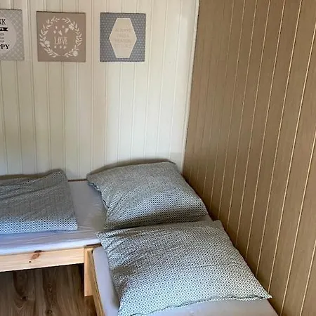 For 2 People With Kitchenette Apartamento Sarbinowo